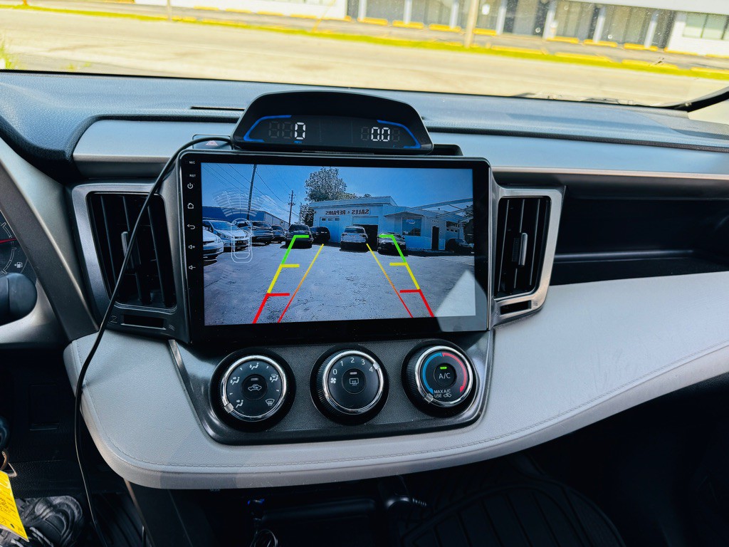 2013 Toyota Rav4 Image 18