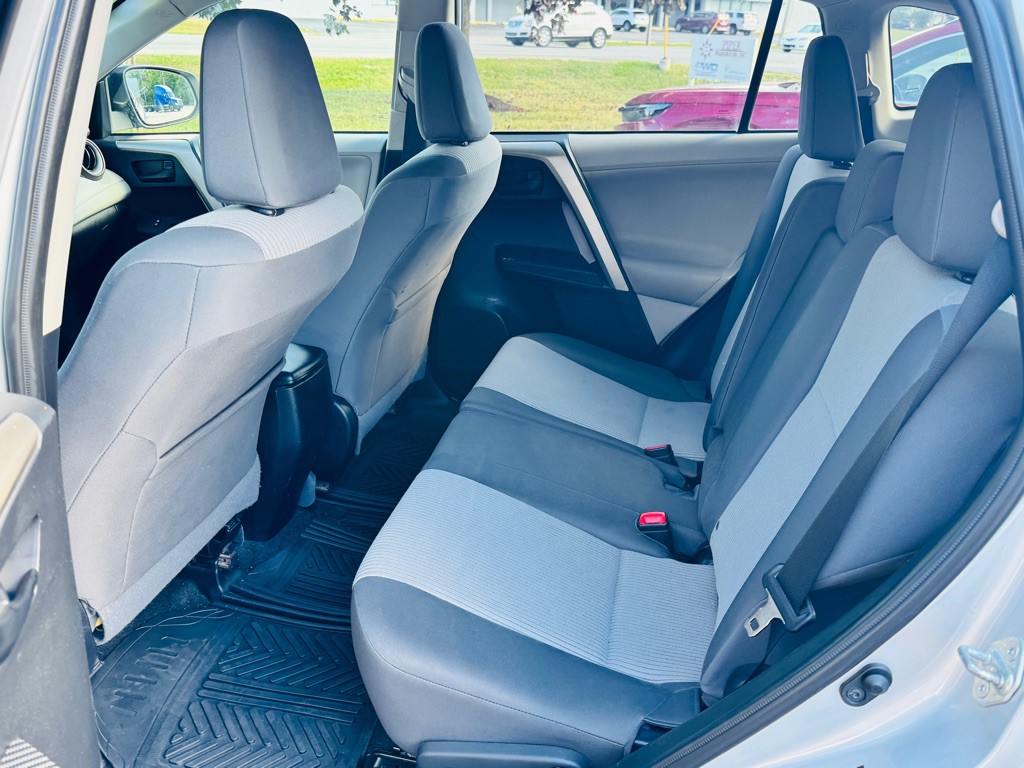 2013 Toyota Rav4 Image 31