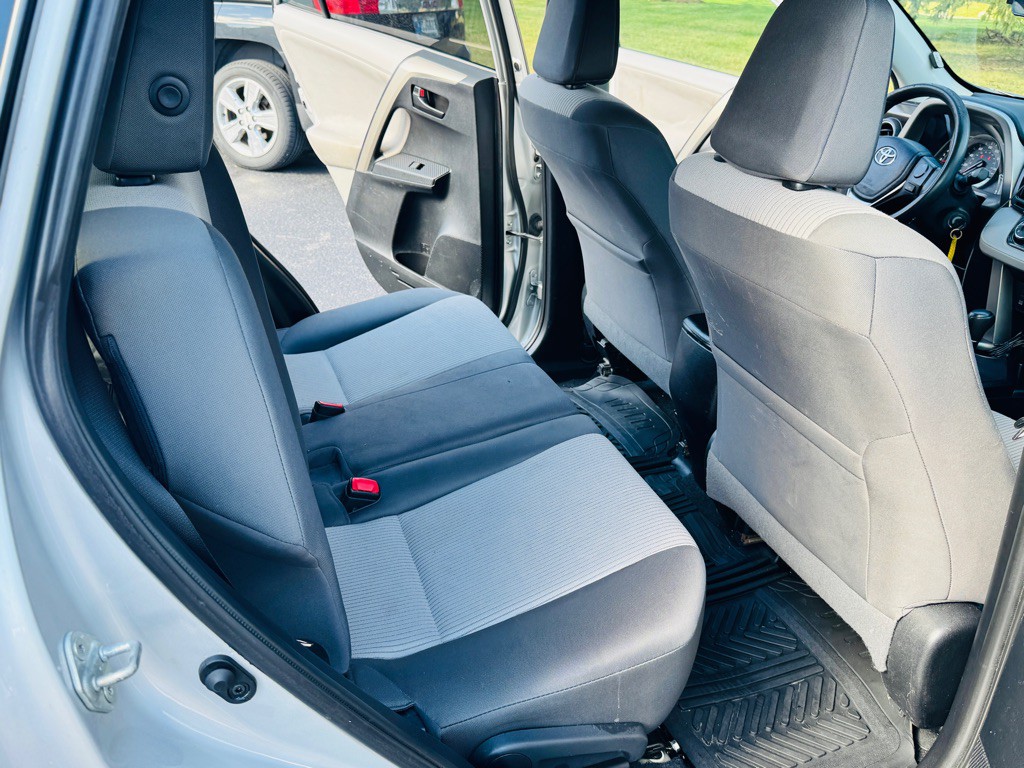 2013 Toyota Rav4 Image 33