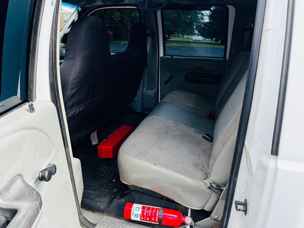 2005 Ford F-250 Image 11