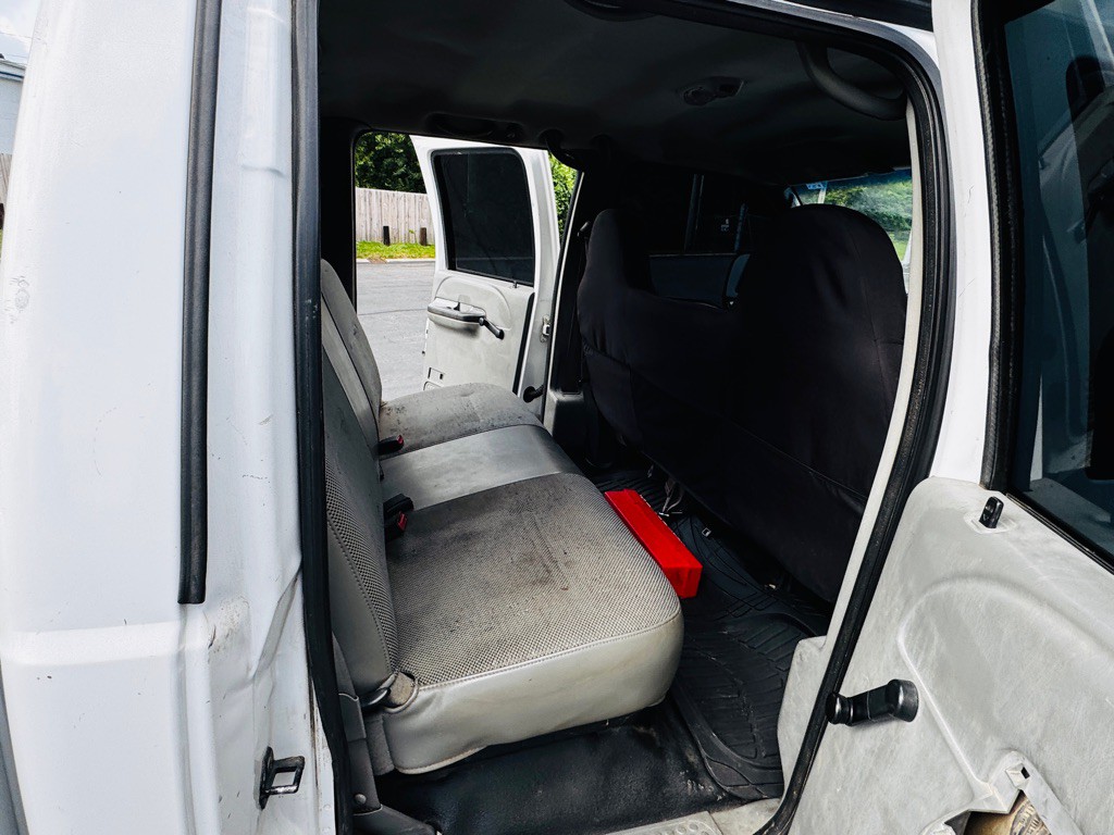 2005 Ford F-250 Image 13