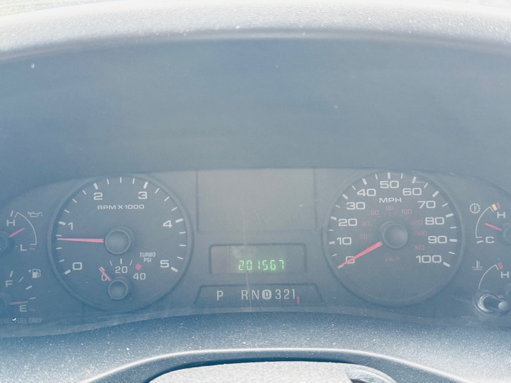 2005 Ford F-250 Image 18
