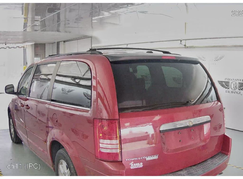 2008 Chrysler Town & Country Image 4