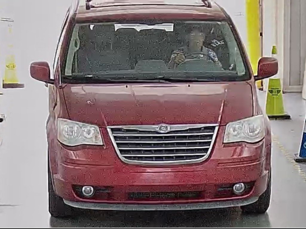 2008 Chrysler Town & Country Image 6