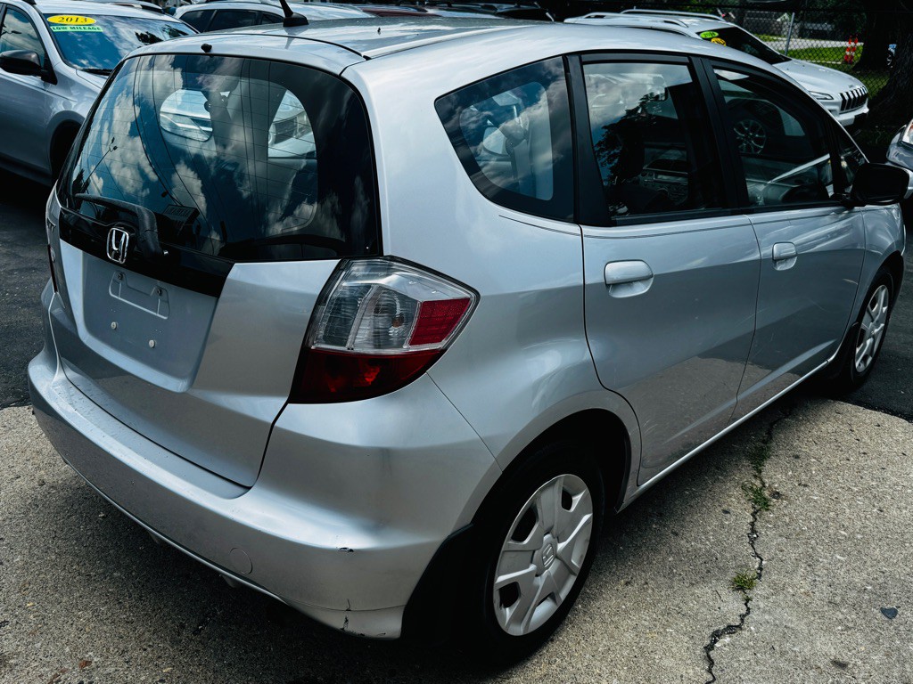2013 Honda Fit Image 10
