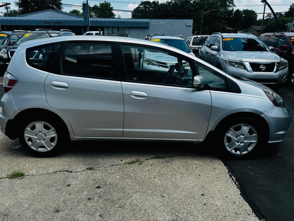 2013 Honda Fit Image 11