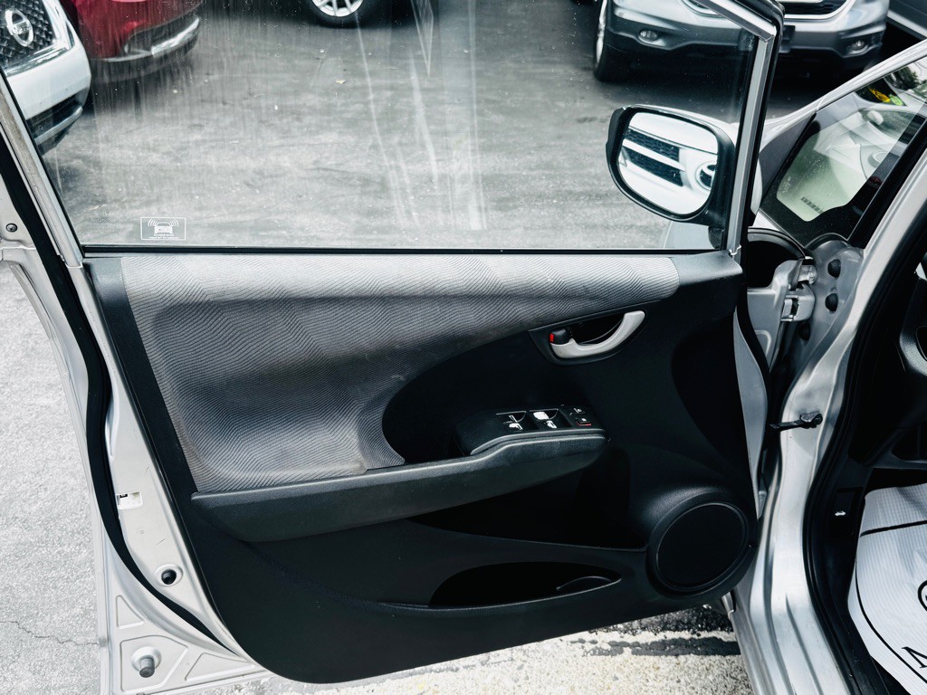 2013 Honda Fit Image 14