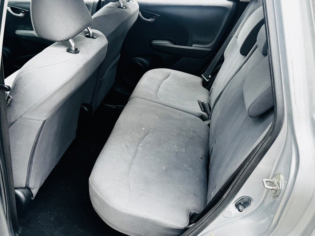 2013 Honda Fit Image 16