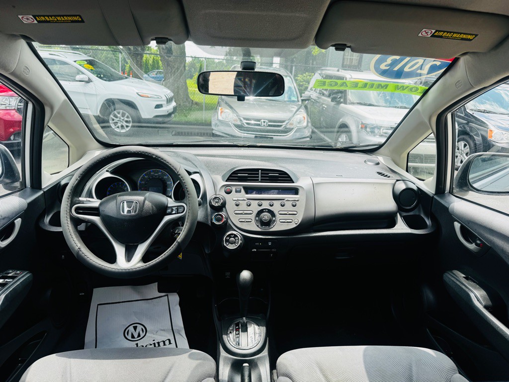 2013 Honda Fit Image 21