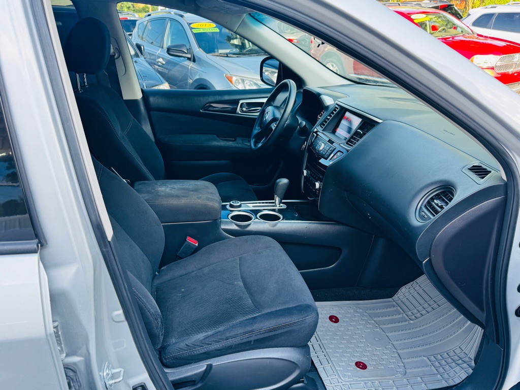 2016 Nissan Pathfinder Image 15