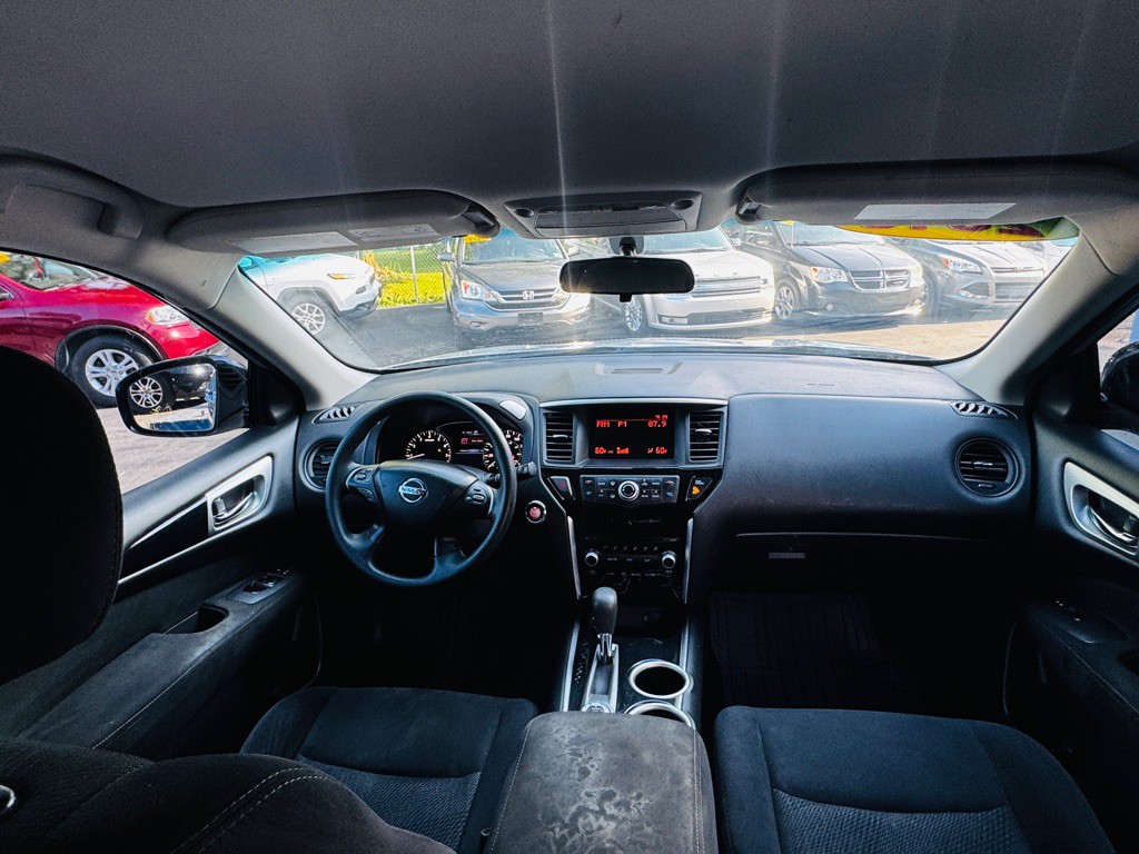 2016 Nissan Pathfinder Image 19