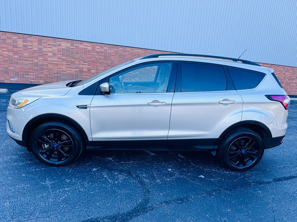 2018 Ford Escape Image 3