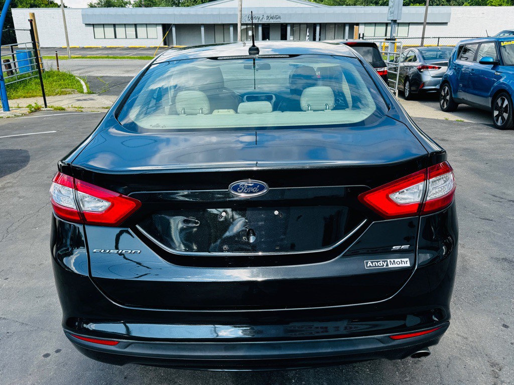 2014 Ford Fusion Image 11