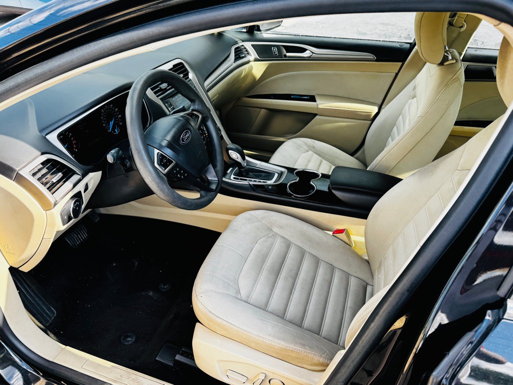 2014 Ford Fusion Image 11