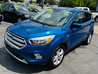 Image for 2017 Ford Escape SE ID: 6667177