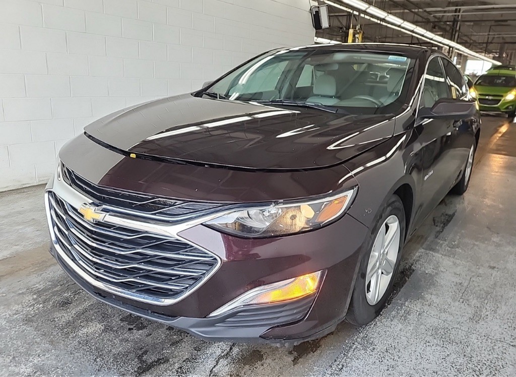 2020 Chevrolet Malibu Image 1