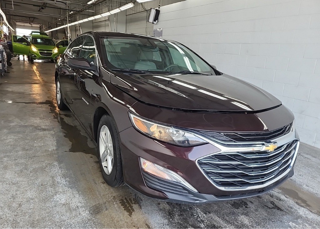 2020 Chevrolet Malibu Image 3