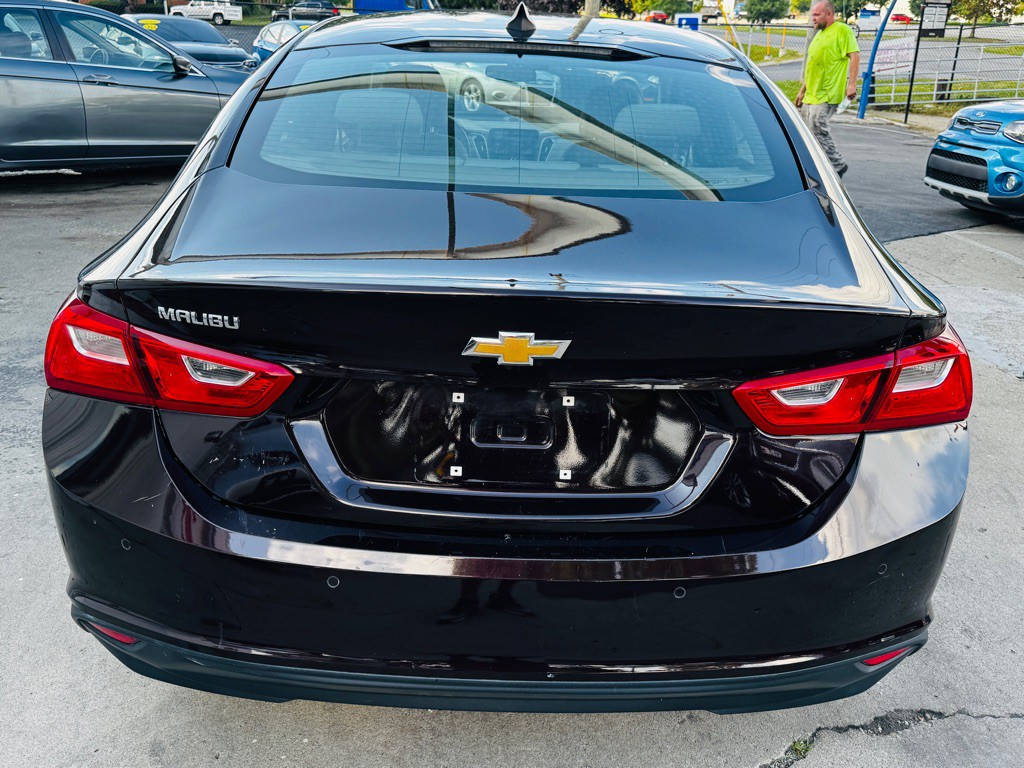 2020 Chevrolet Malibu Image 12