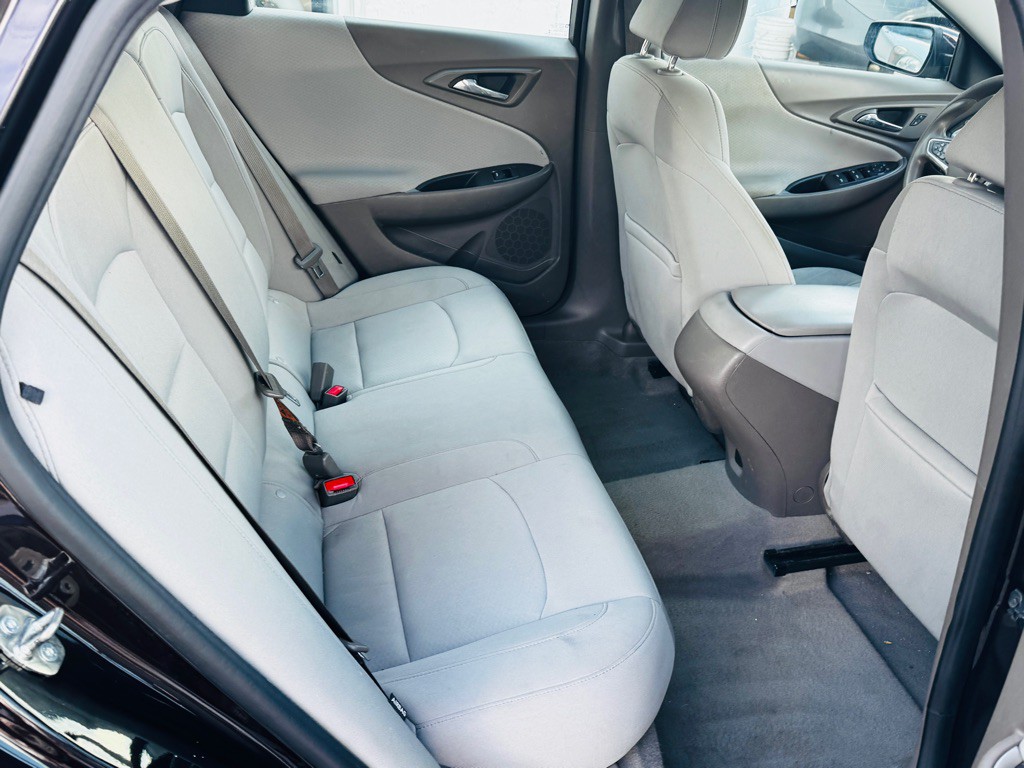 2020 Chevrolet Malibu Image 21