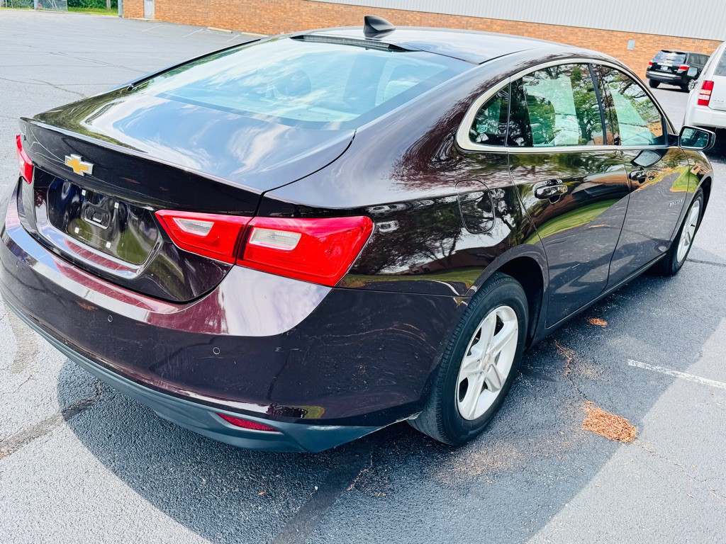 2020 Chevrolet Malibu Image 31