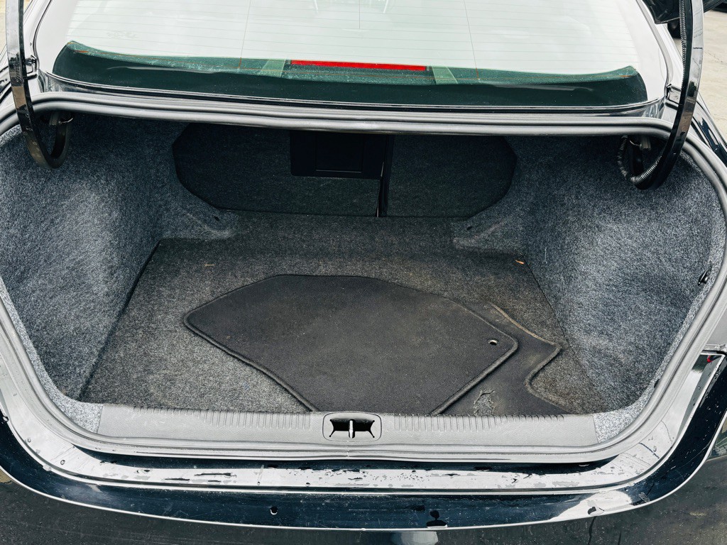 2015 Chrysler 200 Image 15