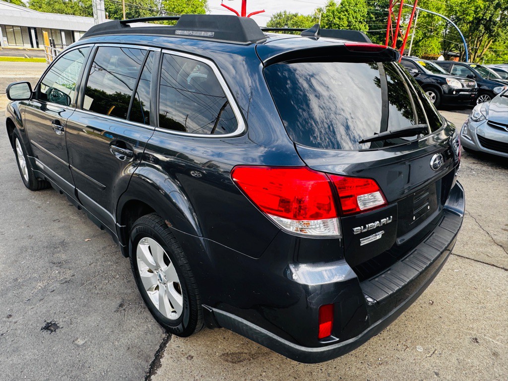 2012 Subaru Outback Image 3