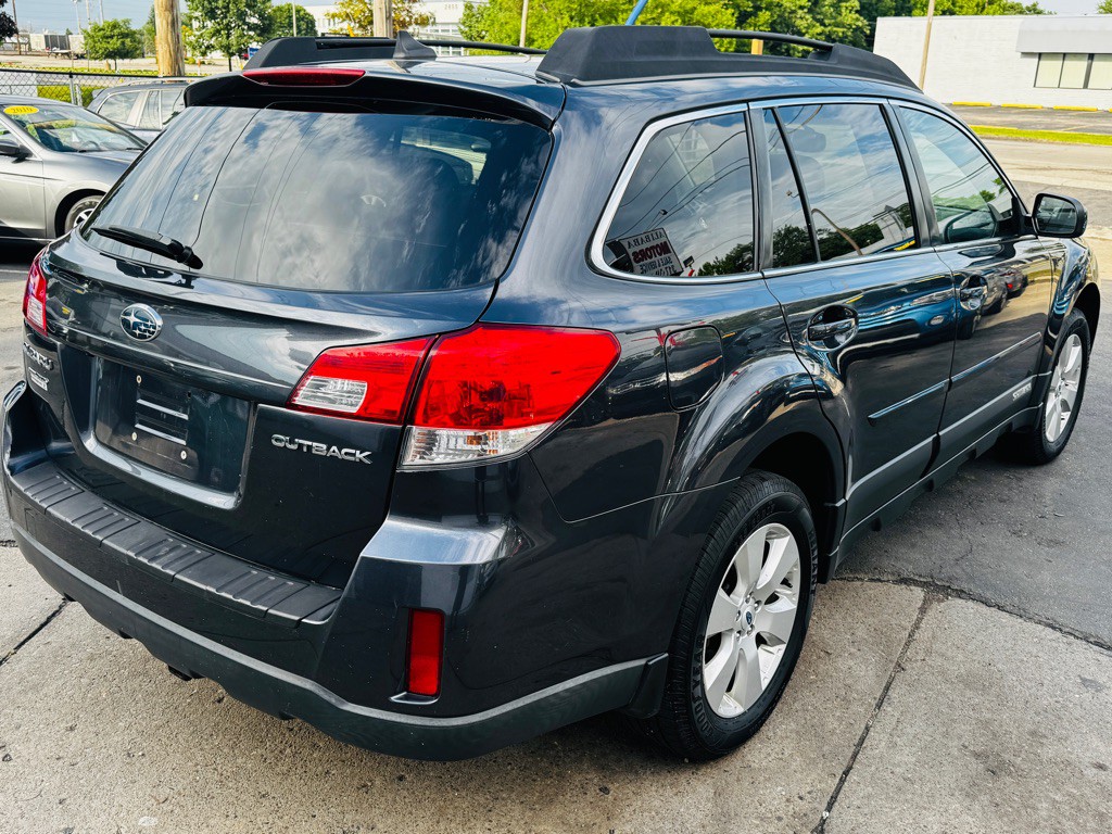 2012 Subaru Outback Image 5