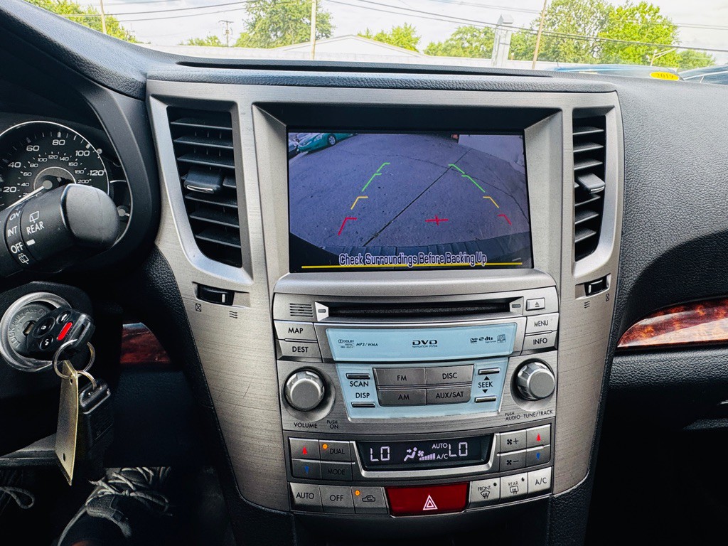 2012 Subaru Outback Image 19
