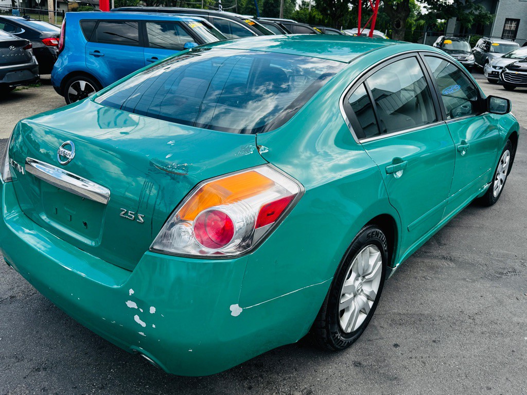 2011 Nissan Altima Image 5