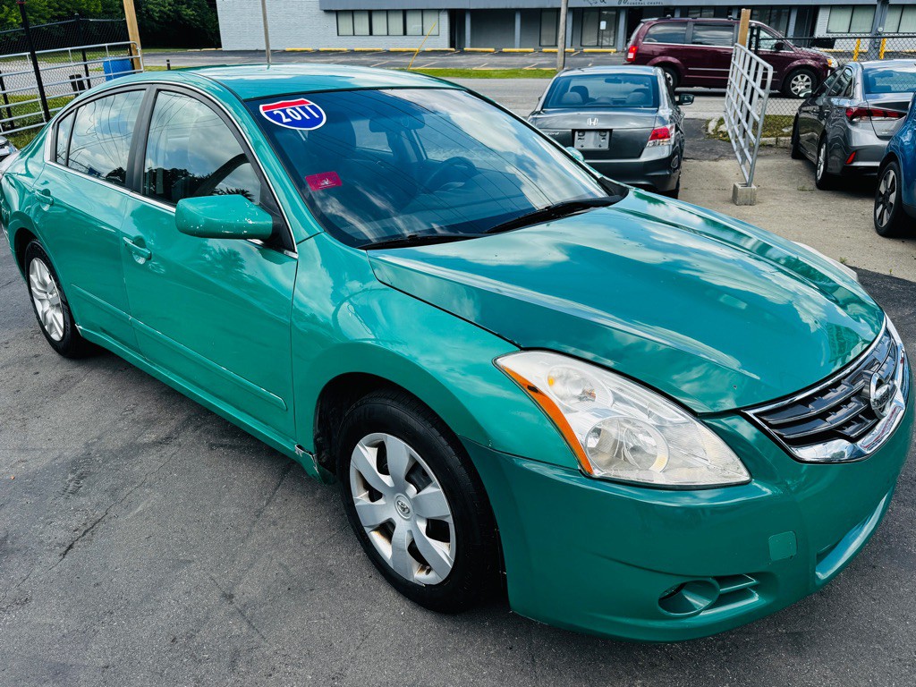 2011 Nissan Altima Image 7