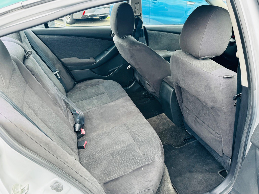 2011 Nissan Altima Image 13