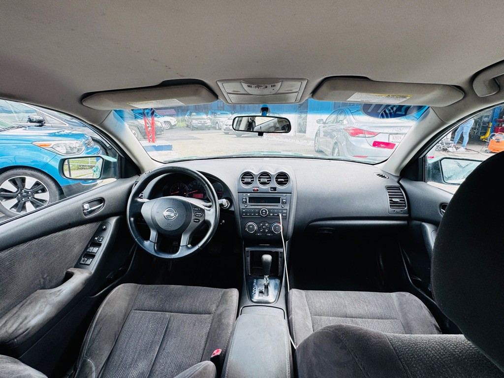 2011 Nissan Altima Image 15