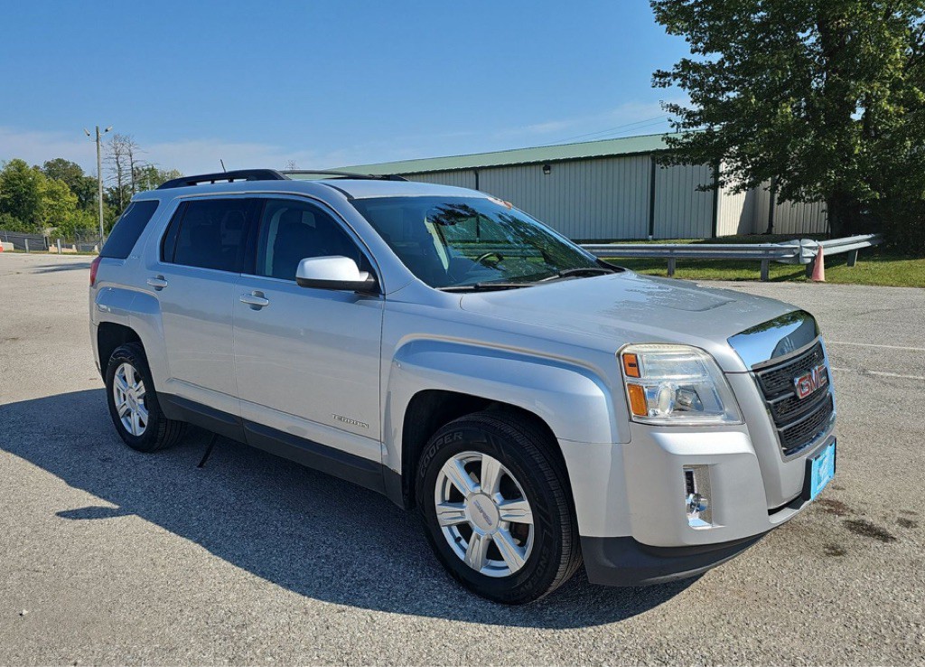 2014 GMC Terrain Image 2
