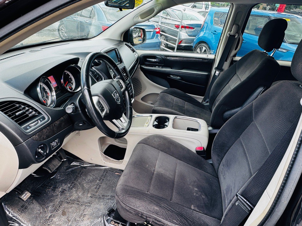 2012 Dodge Grand Caravan Image 10