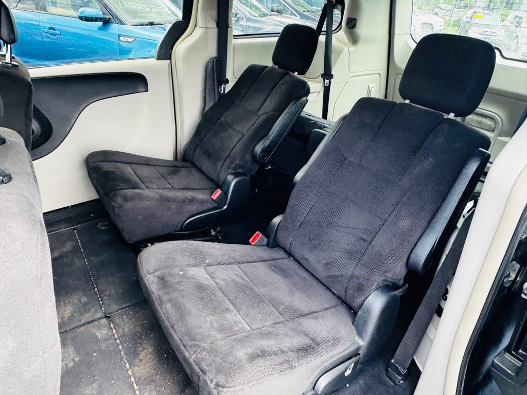 2012 Dodge Grand Caravan Image 11