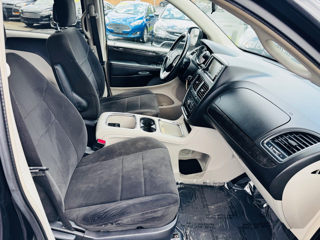 2012 Dodge Grand Caravan Image 14