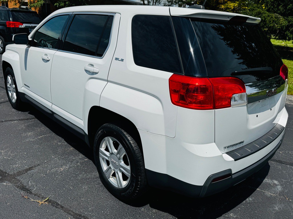 2015 GMC Terrain Image 3