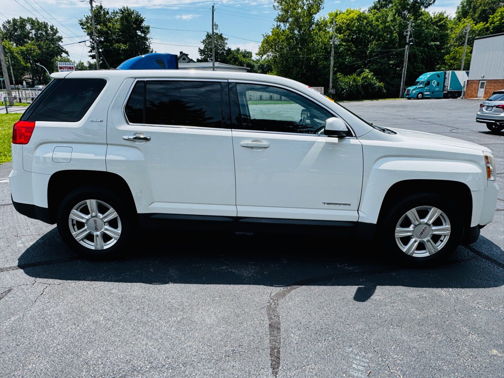 2015 GMC Terrain Image 6