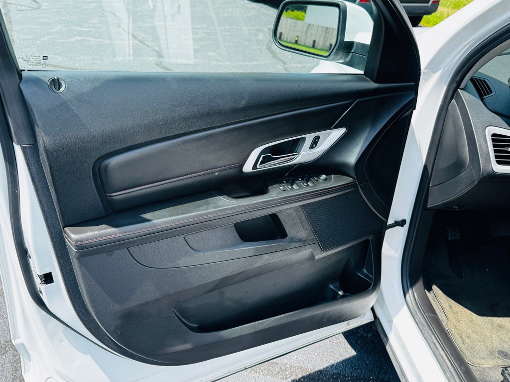 2015 GMC Terrain Image 9