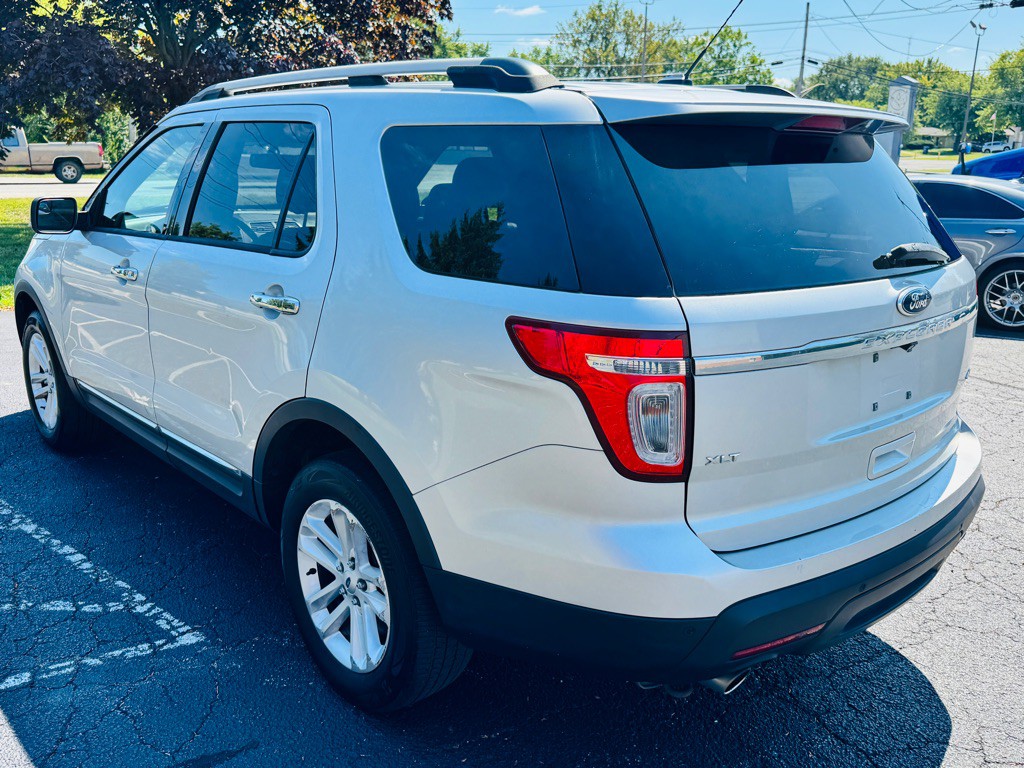 2015 Ford Explorer Image 4