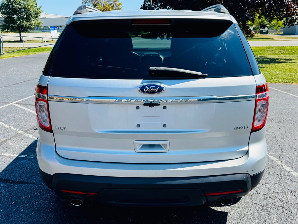 2015 Ford Explorer Image 5
