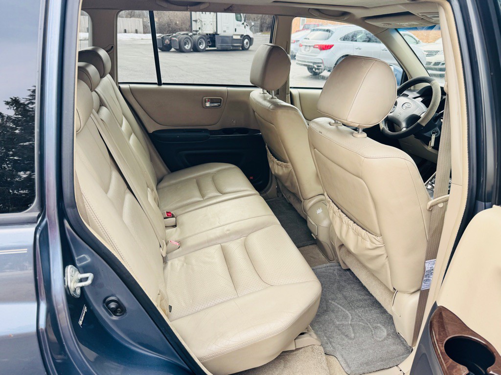 2003 Toyota Highlander Image 13