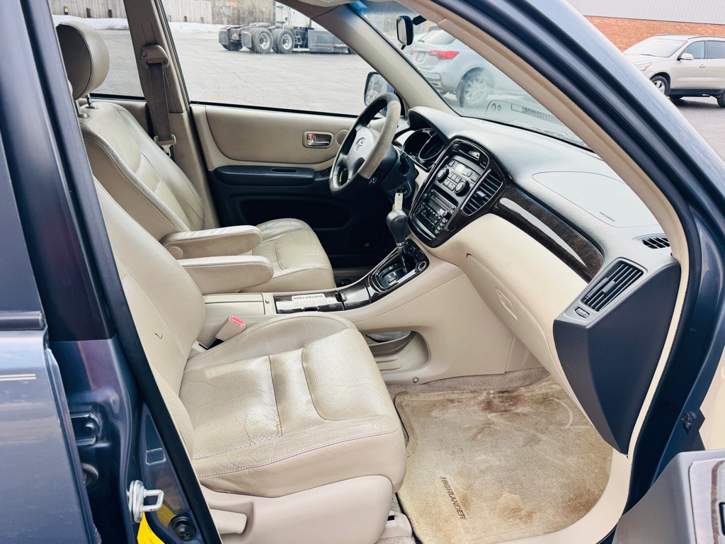 2003 Toyota Highlander Image 14