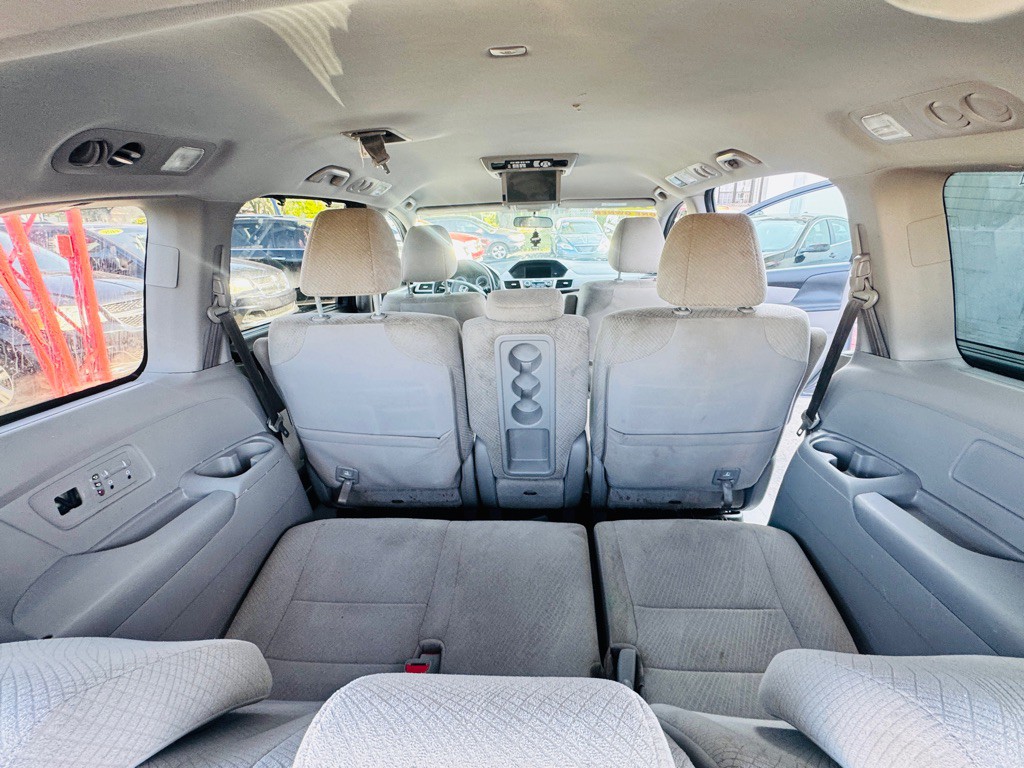2016 Honda Odyssey Image 15