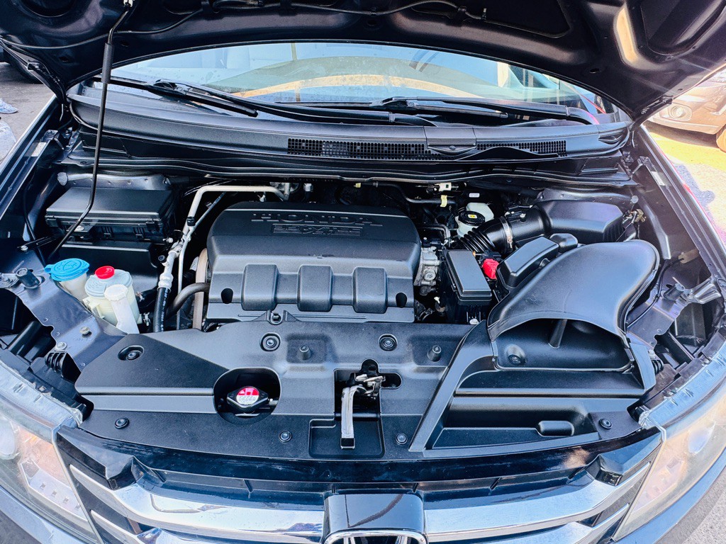 2016 Honda Odyssey Image 18