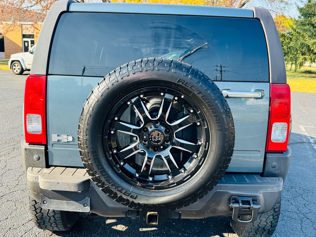 2007 HUMMER H3 Image 4