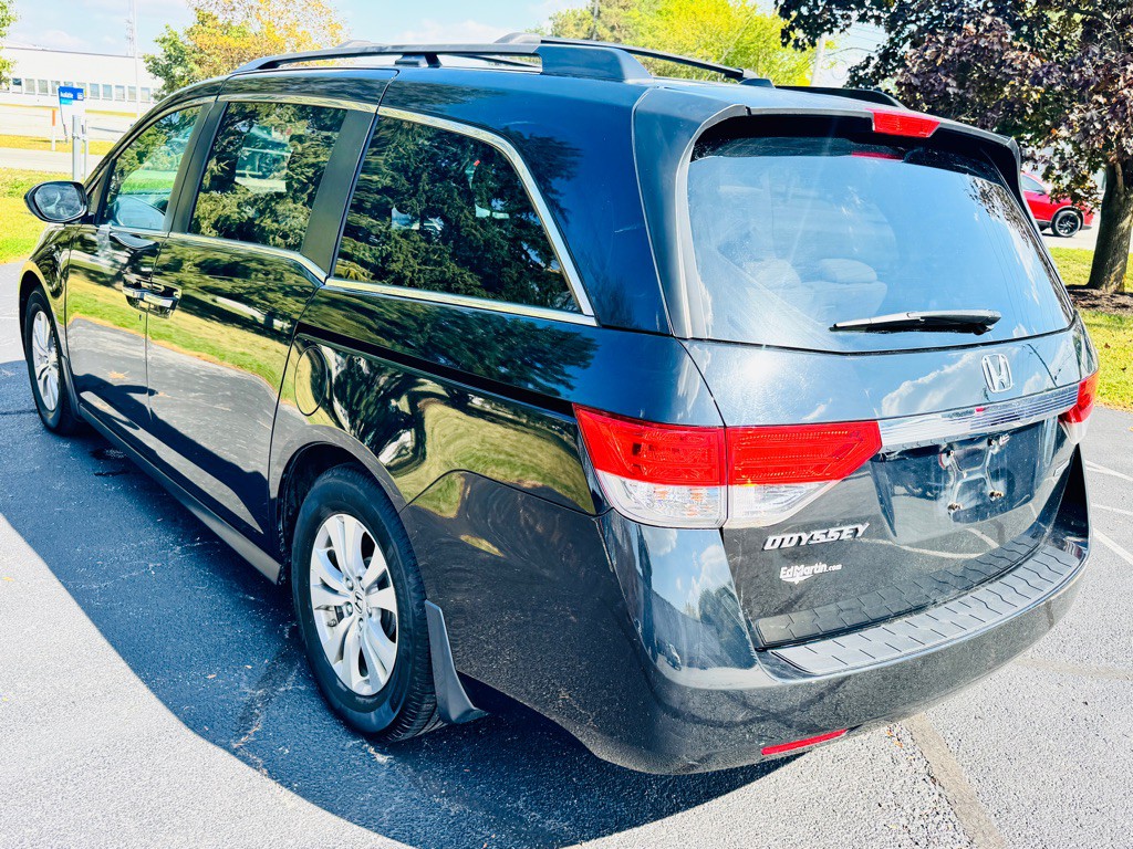 2017 Honda Odyssey Image 3