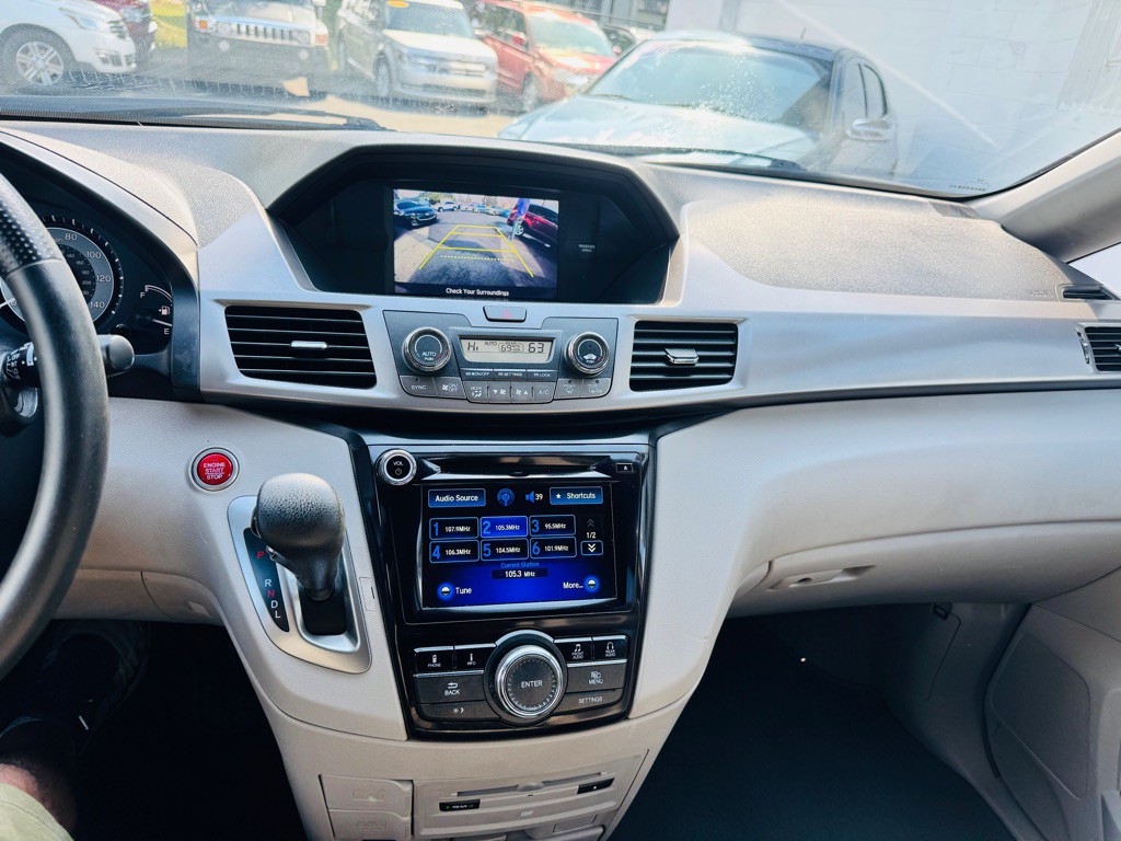 2017 Honda Odyssey Image 19
