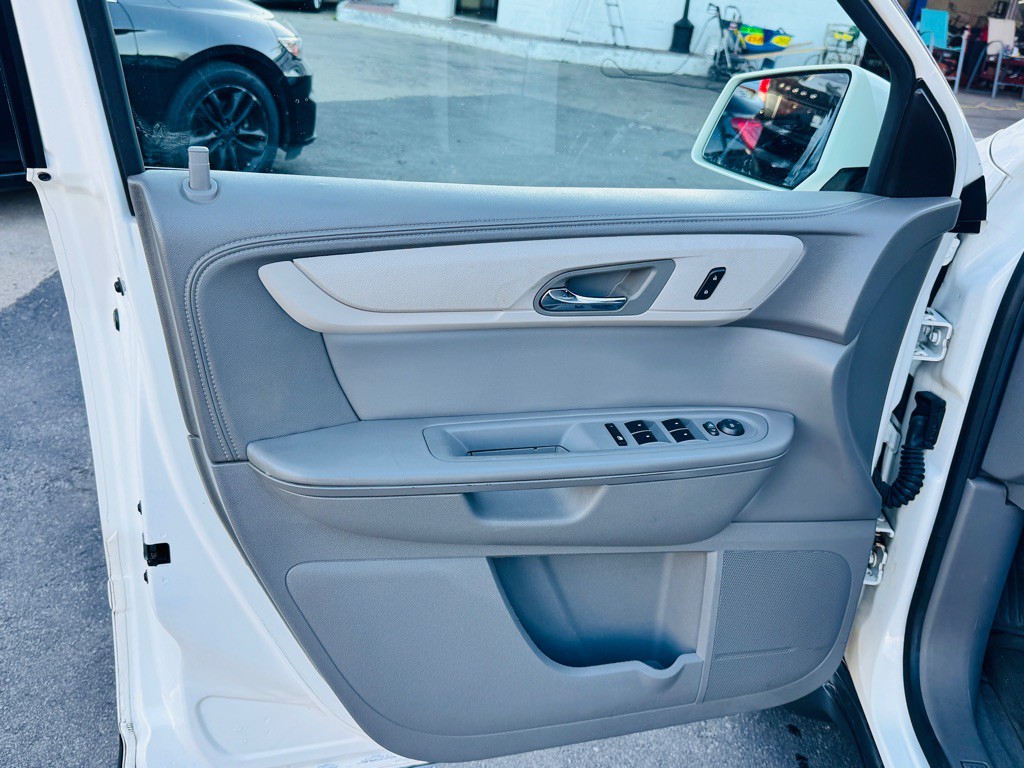 2015 Chevrolet Traverse Image 10