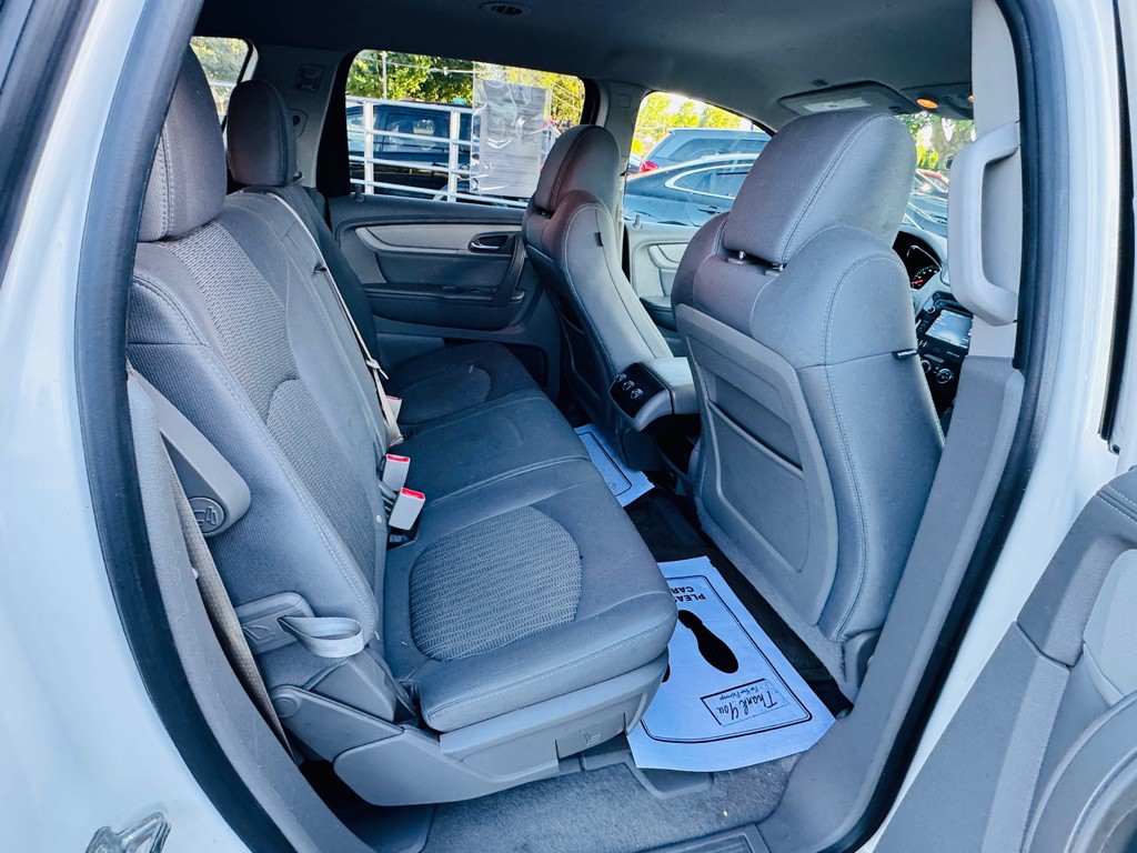 2015 Chevrolet Traverse Image 15